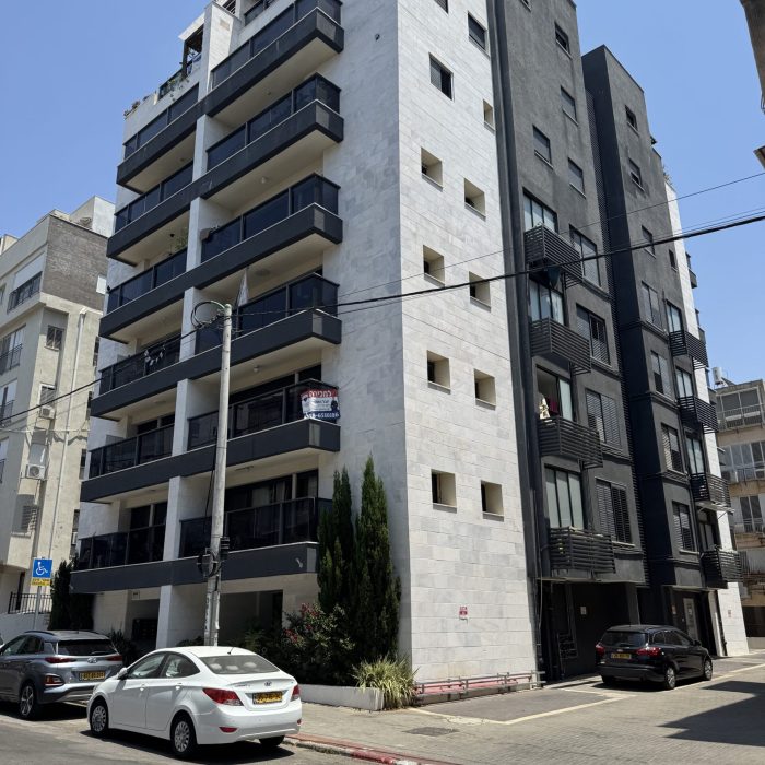 אבשלום 8 ראשלצ